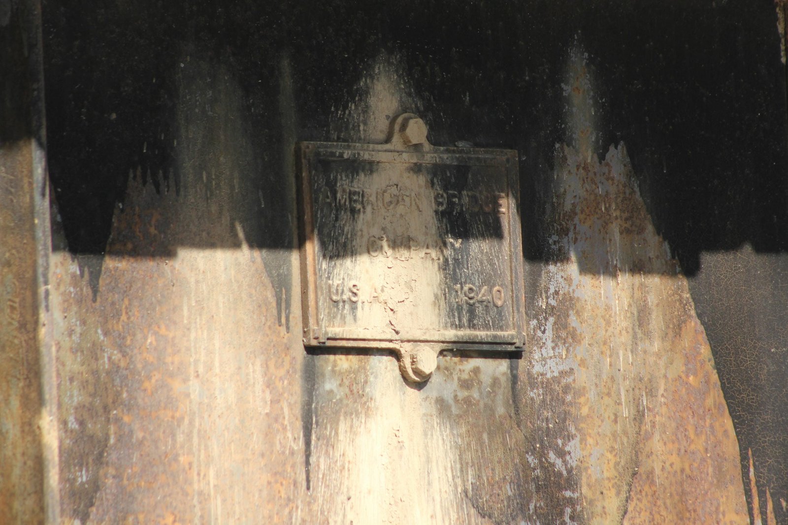 Plaque, south span